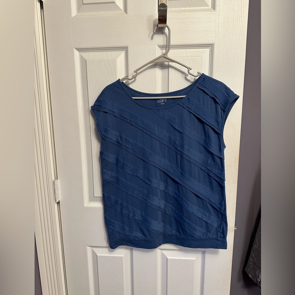 Loft Blue Size Large Women’s Top